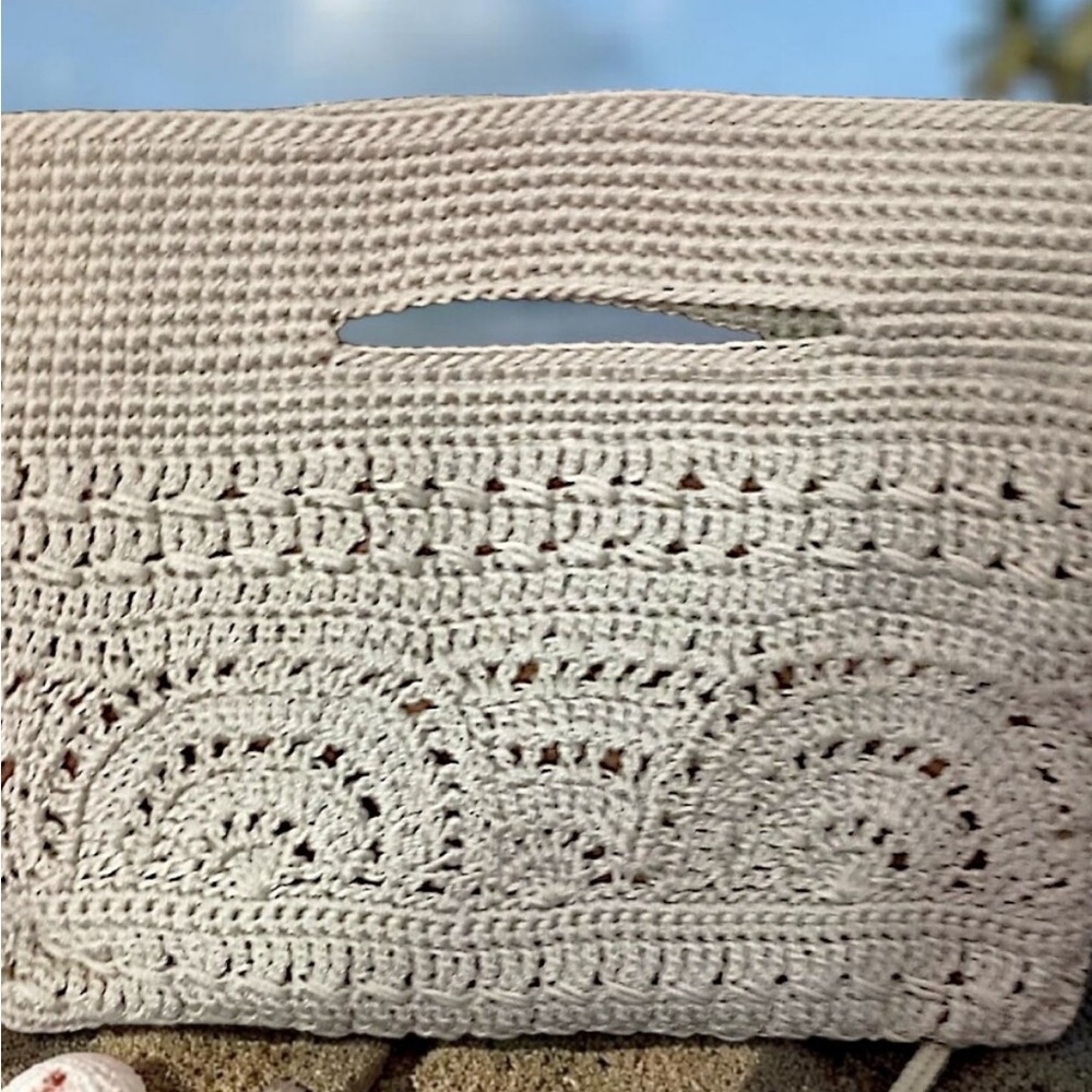 The Sak Hand Crocheted Crossbody Purse Bag Signed Bali Natural Bohemian Hippie